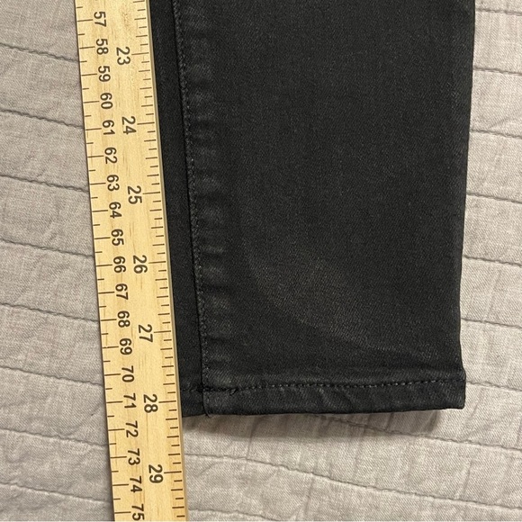 American Eagle Black Super Hi-Rise Jegging Distressed 4 Regular - Picture 9 of 9